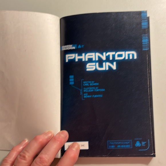 📚2/$6  White Needle #5 & Phantom Sun #6 in the Shadow Squadron Series - Picture 11 of 14